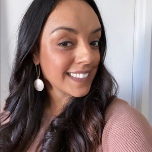 Meet your Posher, Nohemi